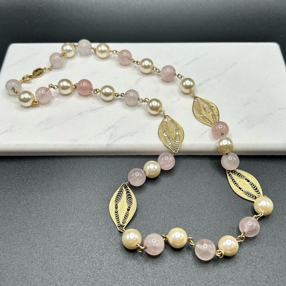 L0016 Napier Necklace Pink Gold tone leaf faux pearl. Vintage